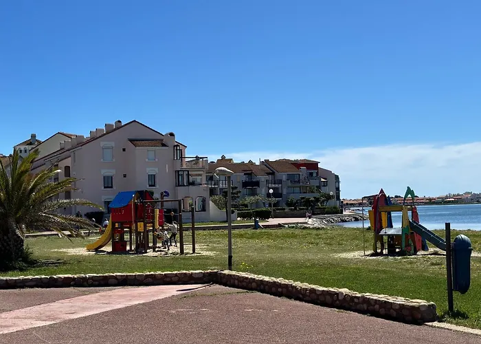 Διαμέρισμα Cozy In Cap Coudalere, And Pool View, 4 People